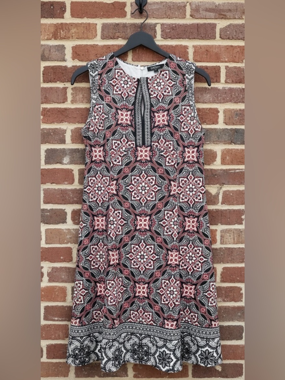 Maggy L Split V-neck Fit & Flare Style Geometric Floral Dress Size 14